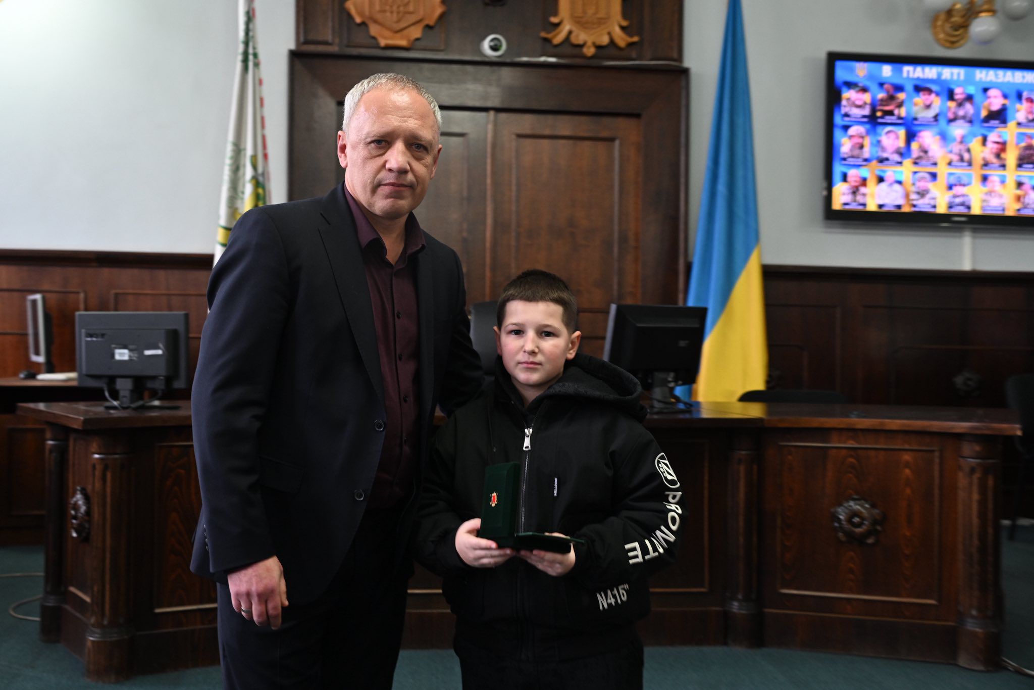 Родини загиблих отримали нагороди від чернівецького міського голови